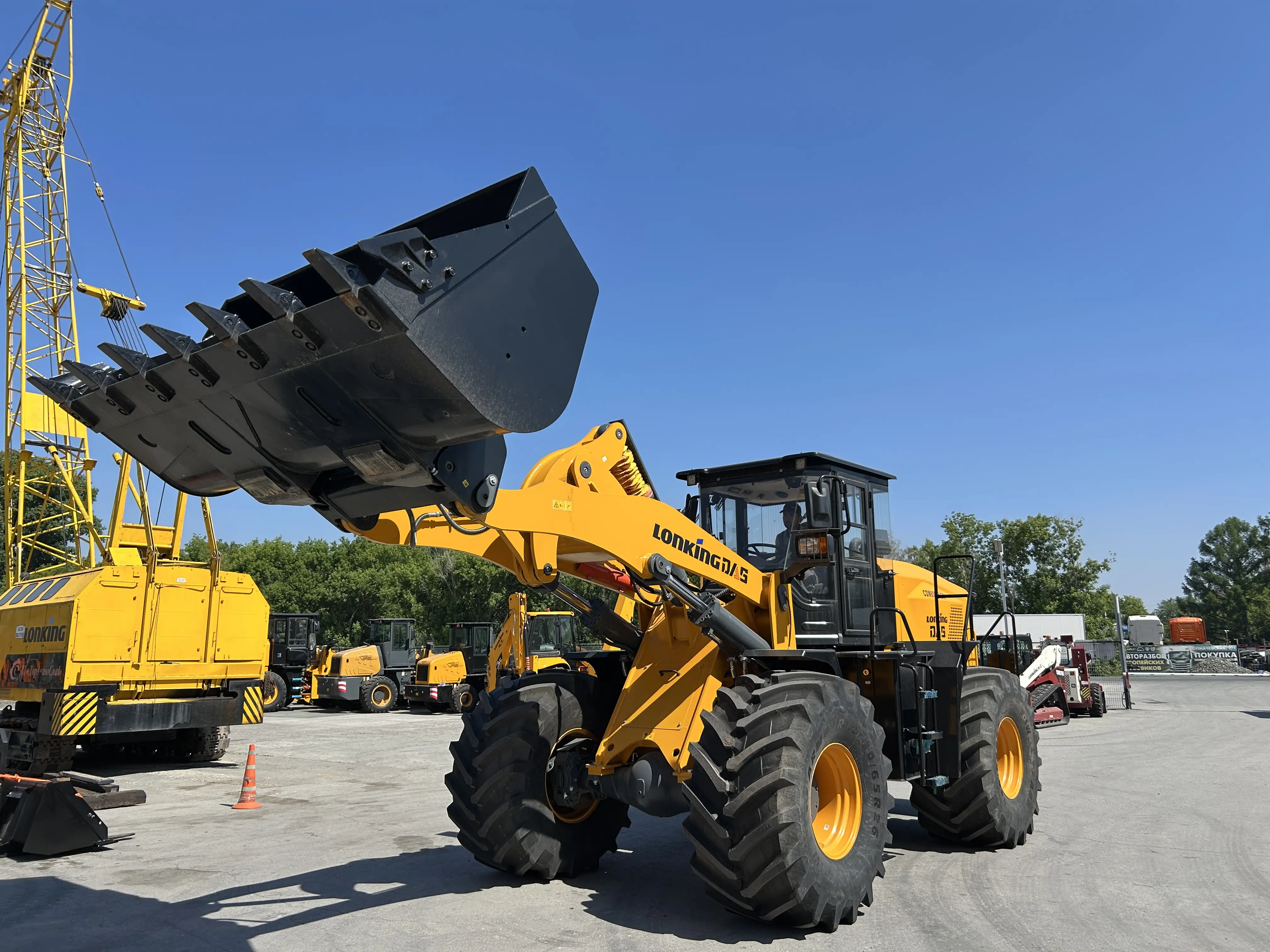 Фронтальный погрузчик CDM856 AGRI грузоподъемностью  в Челябинске