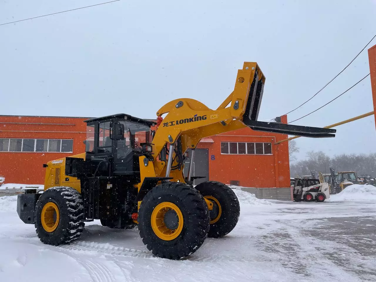 Фронтальный погрузчик Lonking CDM855W