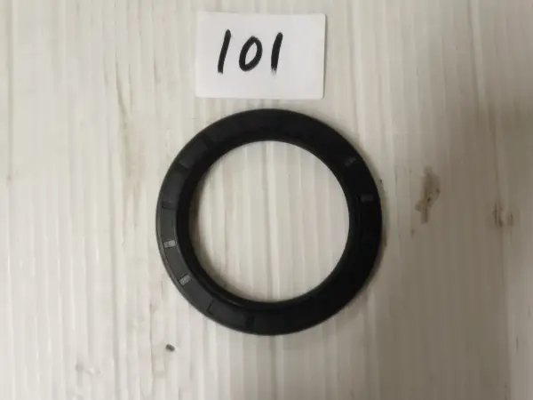 Сальник 75x100x10 ступицы колеса