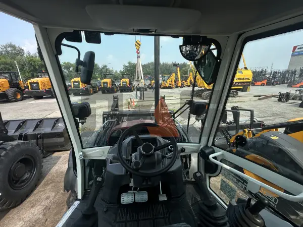 Экскаватор-погрузчик Профессионал PB991S купить в Челябинске