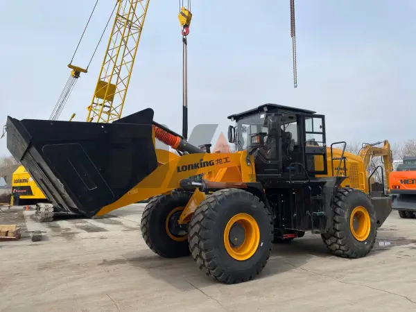 Фронтальный погрузчик CDM856H купить в Челябинске